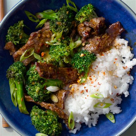 broccoli-and-beef-with-oyster-sauce-recipe-myrecipes image