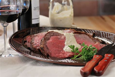 holiday-roast-prime-rib-with-sauce-raifort-chef image