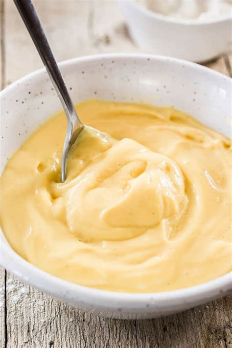 italian-pastry-cream-crema-pasticcera-how-to-make-it image
