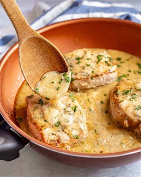 easy-skillet-pork-chops-with-gravy-family-food-on-the image