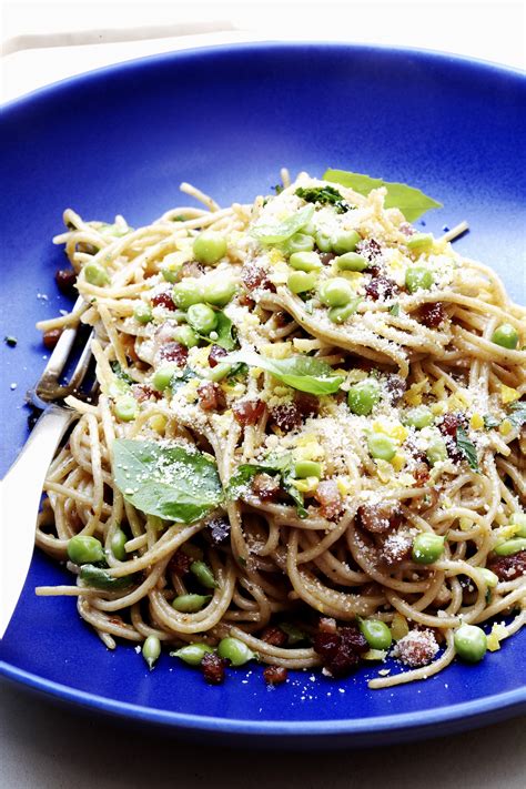 spaghetti-with-peas-recipe-food-republic image