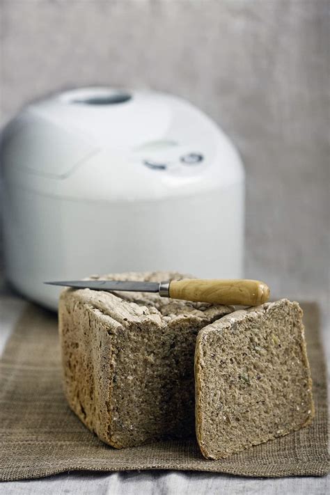 rye-bread-bread-machine-rogers-foods image