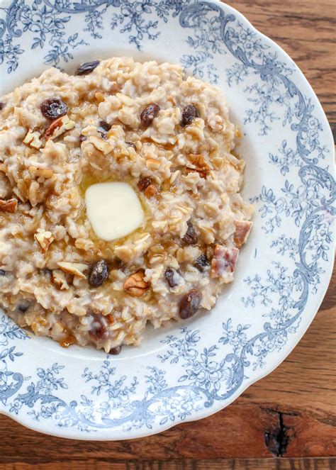 nutty-raisin-oatmeal-aka-how-to-make-oatmeal image