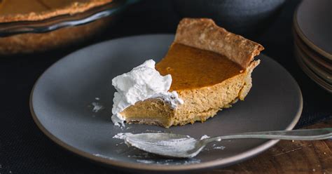 pumpkin-pie-with-spelt-flour-crust-recipe-very-good image