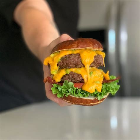 the-hatch-chile-pepper-cheeseburger image