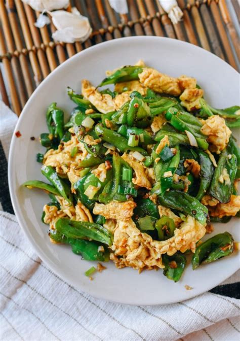 quick-egg-stir-fry-with-peppers-the-woks-of-life image