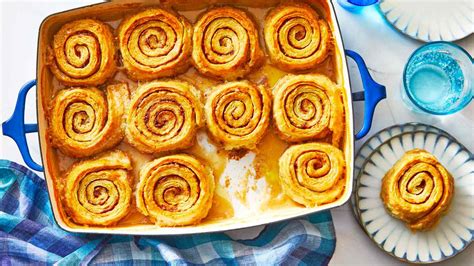 southern-butter-rolls image