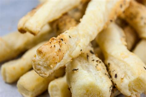 puff-pastry-parmesan-cheese-straws-dont-sweat-the image