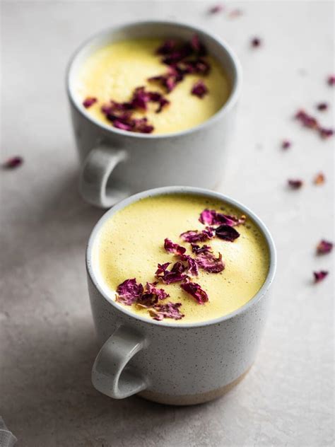 turmeric-latte-golden-milk-recipe-real-vibrant image