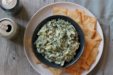 hot-spinach-and-artichoke-dip-with-pale-ale-beer-bitty image
