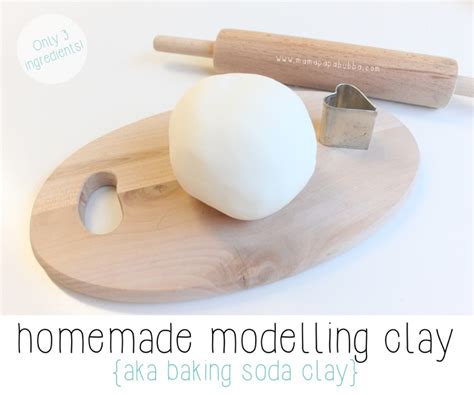 homemade-air-dry-modelling-clay-aka-baking-soda image