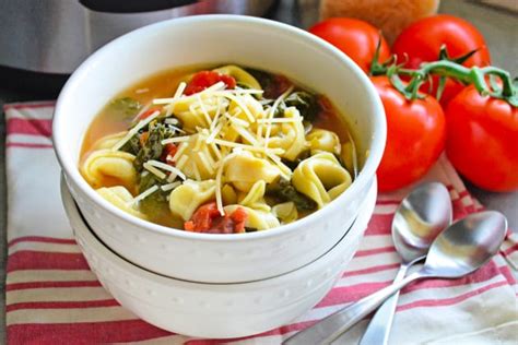 instant-pot-tortellini-soup-with-spinach-recipe-food image