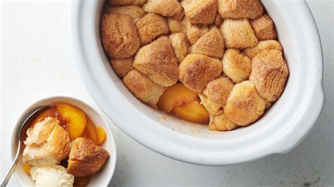 slow-cooker-peach-cobbler-recipe-pillsburycom image