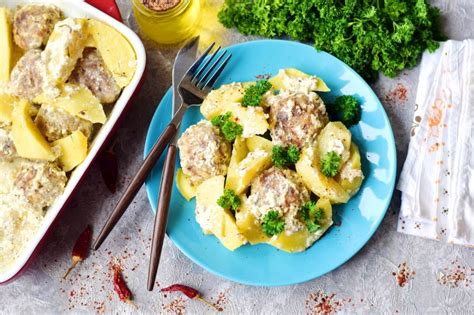creamy-meatballs-and-potatoes-find-your-video image