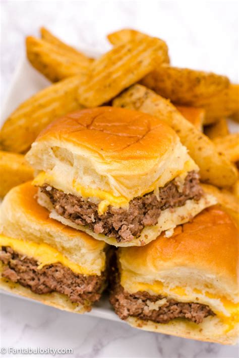 easy-cheeseburger-sliders-with-hawaiian-rolls image