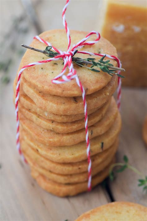 edible-gifting-parmesan-thyme-crackers-west-of-the image