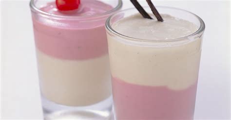 yogurt-raspberry-shakes-recipe-eat-smarter-usa image