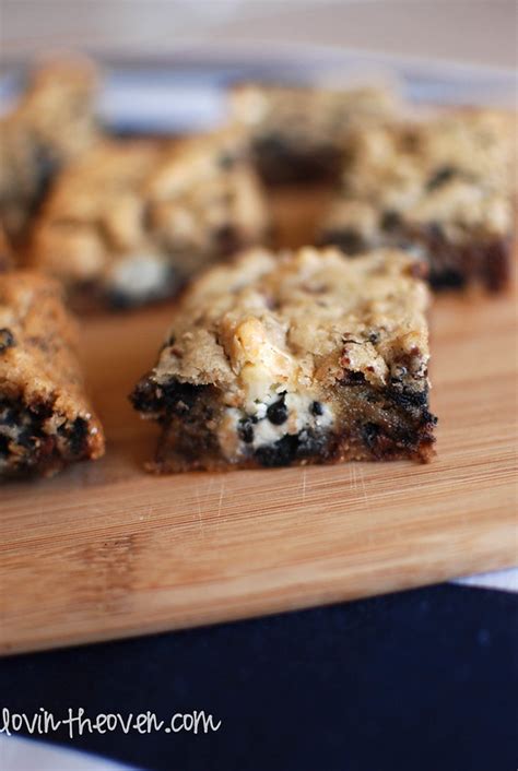 cookies-n-cream-kiss-cookie-bars-lovin-from-the image