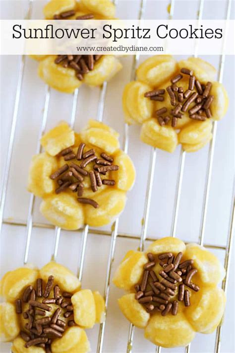 sunflower-spritz-cookies-created-by-diane image