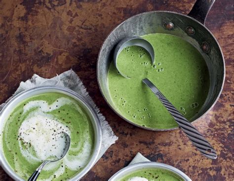 pea-and-coriander-soup-with-demonstration-video-by image