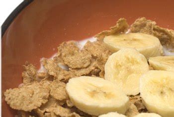 good-breakfast-foods-that-will-increase-fiber-sf-gate image