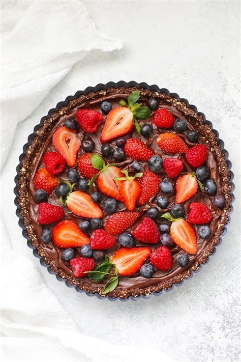 no-bake-chocolate-berry-tart-gluten-free-vegan image
