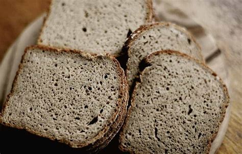 6-reasons-rye-is-popular-in-sourdough-what-to-know image