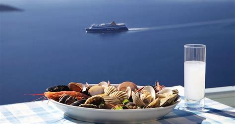 10-types-of-seafood-you-have-to-taste-in-greece image