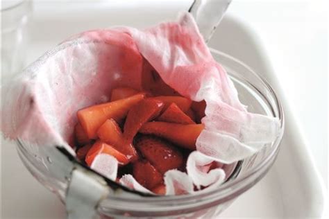 strawberry-and-chilli-nectar-recipe-lovefoodcom image