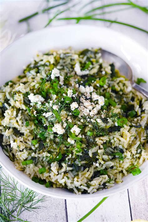 spanakorizo-greek-spinach-and-rice-bowl-of-delicious image