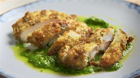 this-pesto-fried-chicken-only-uses-3-ingredients image