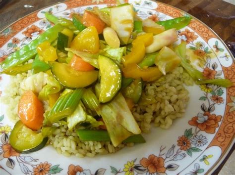 vegetable-stir-fry-with-orange-ginger-sauce-foodwhirl image