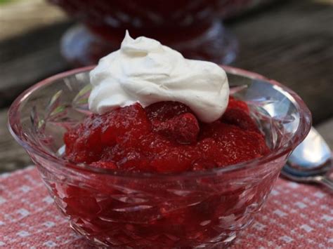 joenie-haas-moms-raspberry-and-applesauce-gelatin image