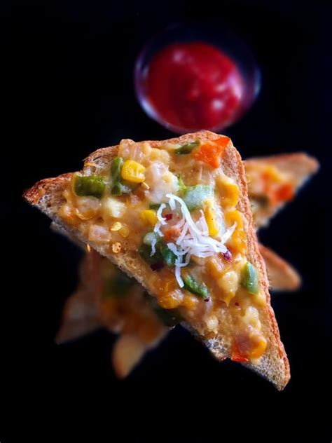 indian-cheese-corn-toast-quick-recipe-backtoschool image