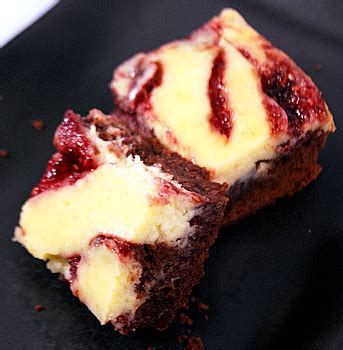 raspberry-cheesecake-brownies-baking-bites image