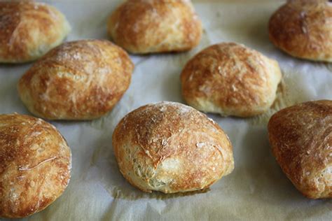 easy-crusty-rolls-recipe-crusty-artisan-rolls-jenny-can image