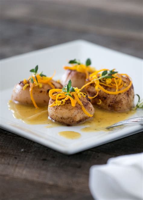 scallops-with-citrus-ginger-sauce-downshiftology image
