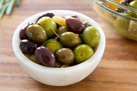 marinated-olives-easy-recipe-with-15-minutes-of-prep image