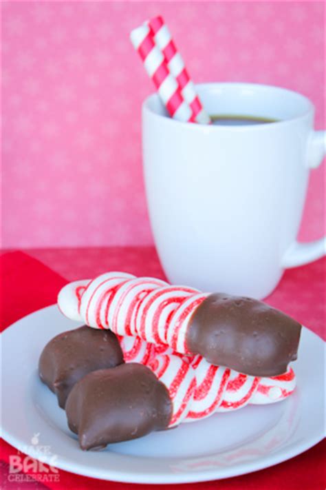 chocolate-dipped-peppermint-meringues image
