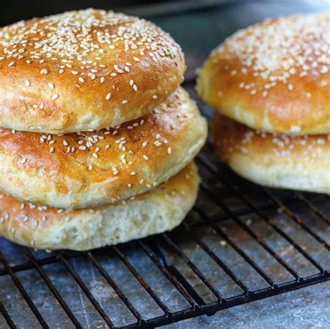 the-best-potato-hamburger-buns-the-2-spoons image