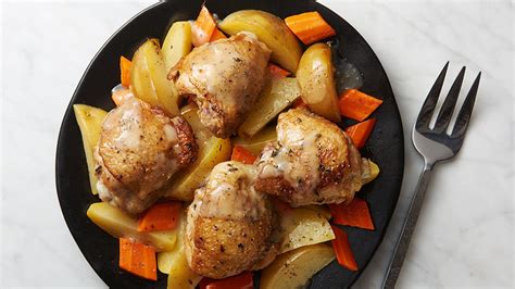 slow-cooker-lemon-thyme-chicken-with-carrots-and image