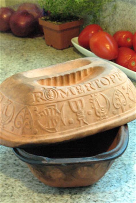 hardware-software-clay-pot-cooking-the-city image