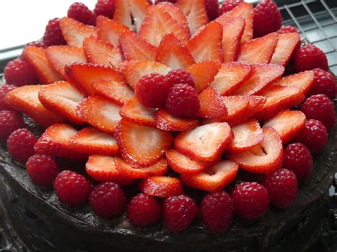 how-to-make-easy-chocolate-sponge-cake-with image