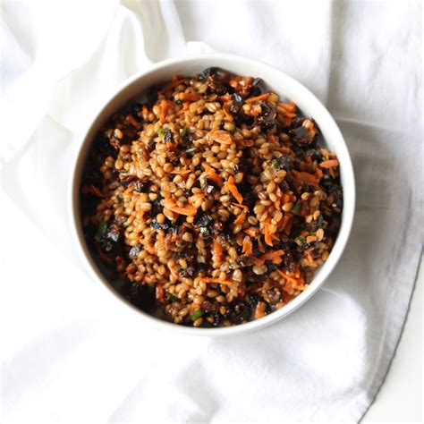 wheatberry-salad-with-dried-figs-valley-fig-growers image
