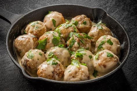 what-to-serve-with-swedish-meatballs-10-best-side-dishes image