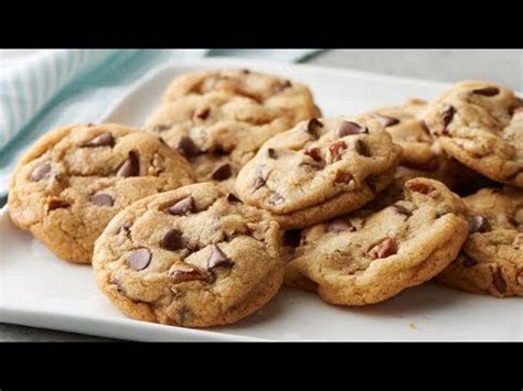 ultimate-chocolate-chip-cookies-betty-crocker image
