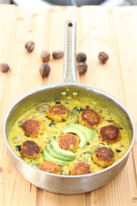 dal-kofta-lentil-balls-in-curry-sauce-gourmandelle image