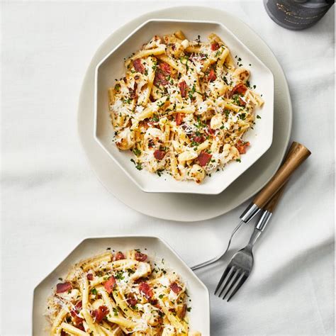 pasta-with-bacon-and-caramelized-cauliflower image