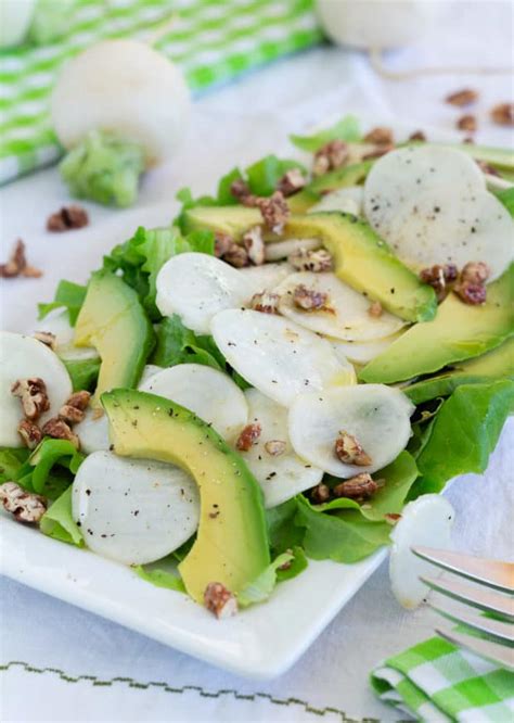 maple-pecan-vinaigrette-salad-dressing-lettys-kitchen image