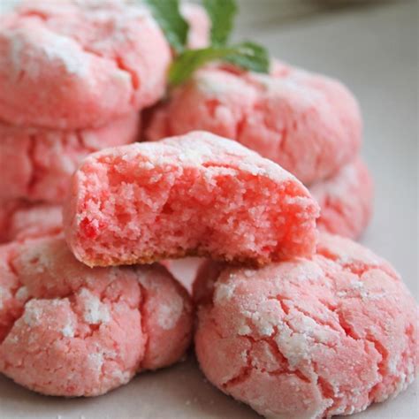 strawberry-shortcake-gooey-butter-cookies-my image